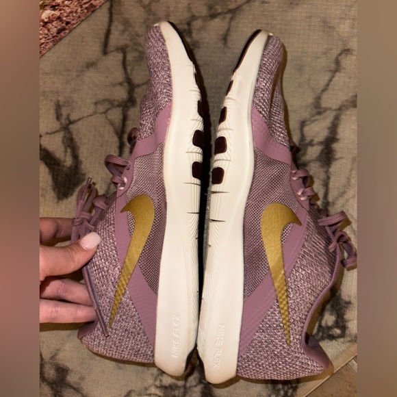 Nike women’s flex trainer 8 purple gold athletic shoe gym athleisure sz 11 - Picture 9 of 10